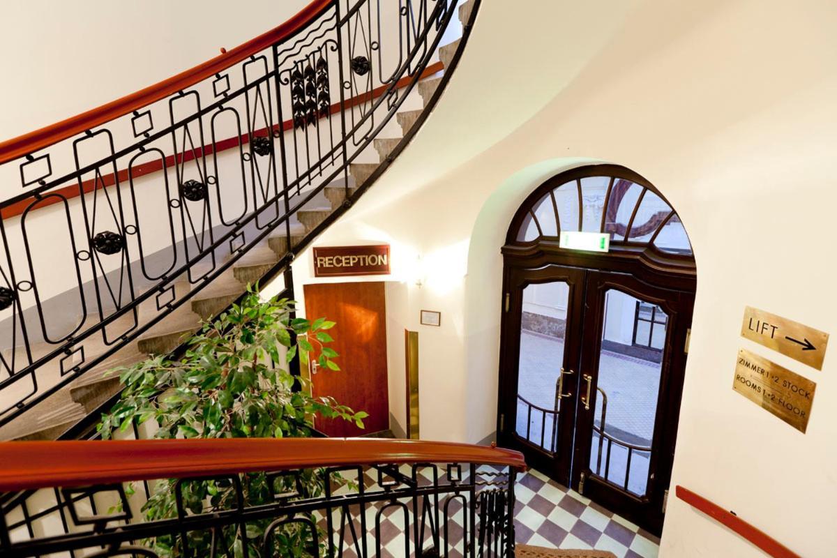 Hotel-Pension Bleckmann Вена Интерьер фото