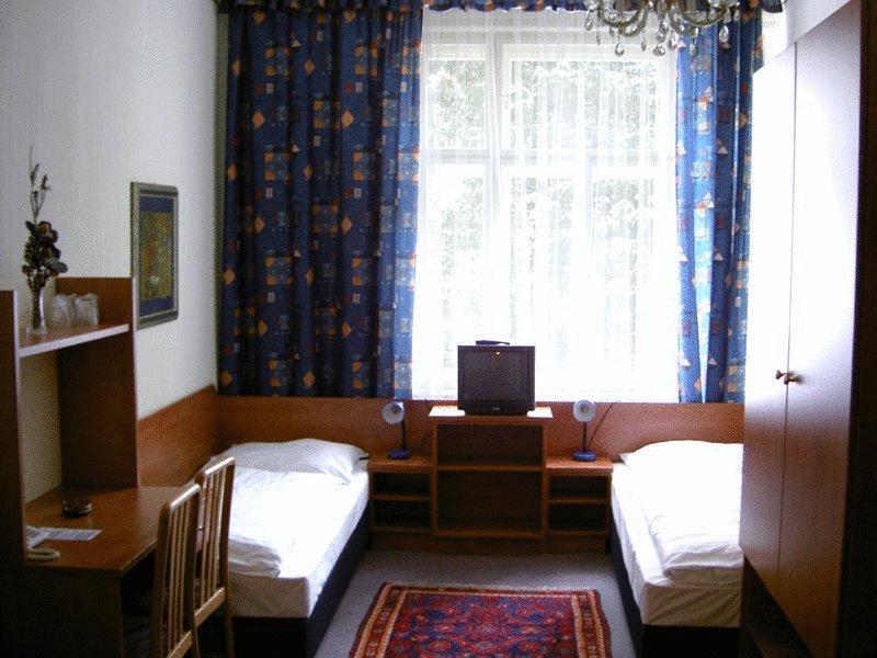 Hotel-Pension Bleckmann Вена Экстерьер фото